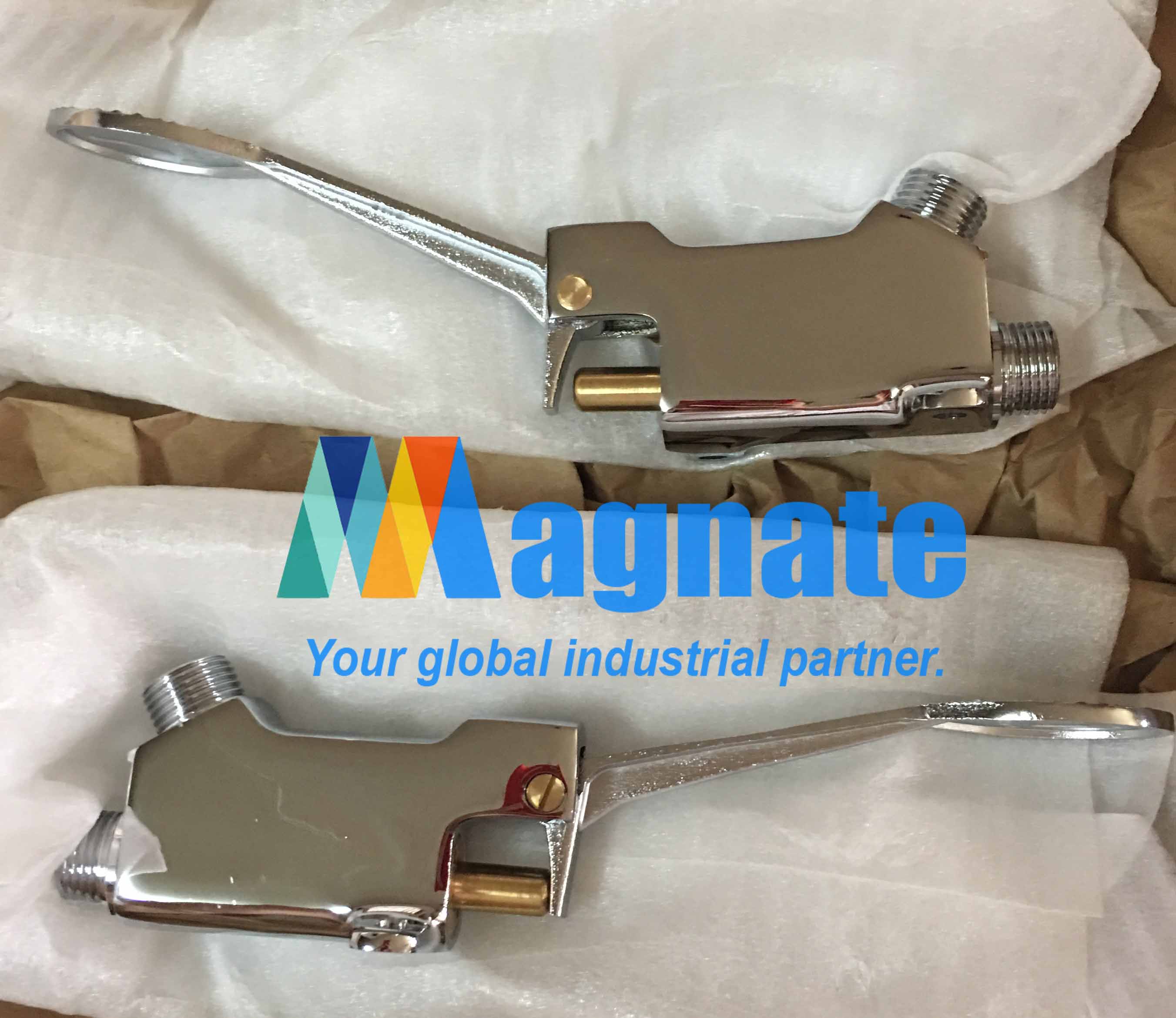 Foot Pedal Valve Chrome polish 1/2 inch Weight: 400g Length: 24cm Width: 2cm Height: 24cm